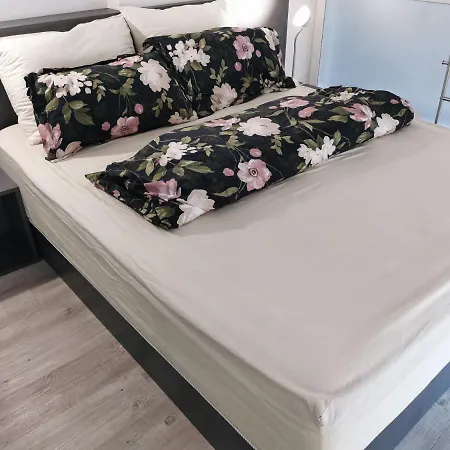 Apartment Dreamy Center Location *