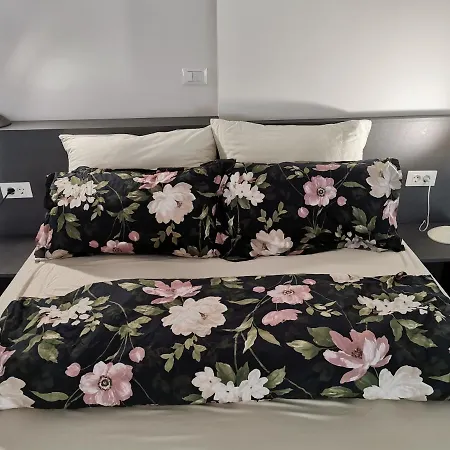 Dreamy Center Location *